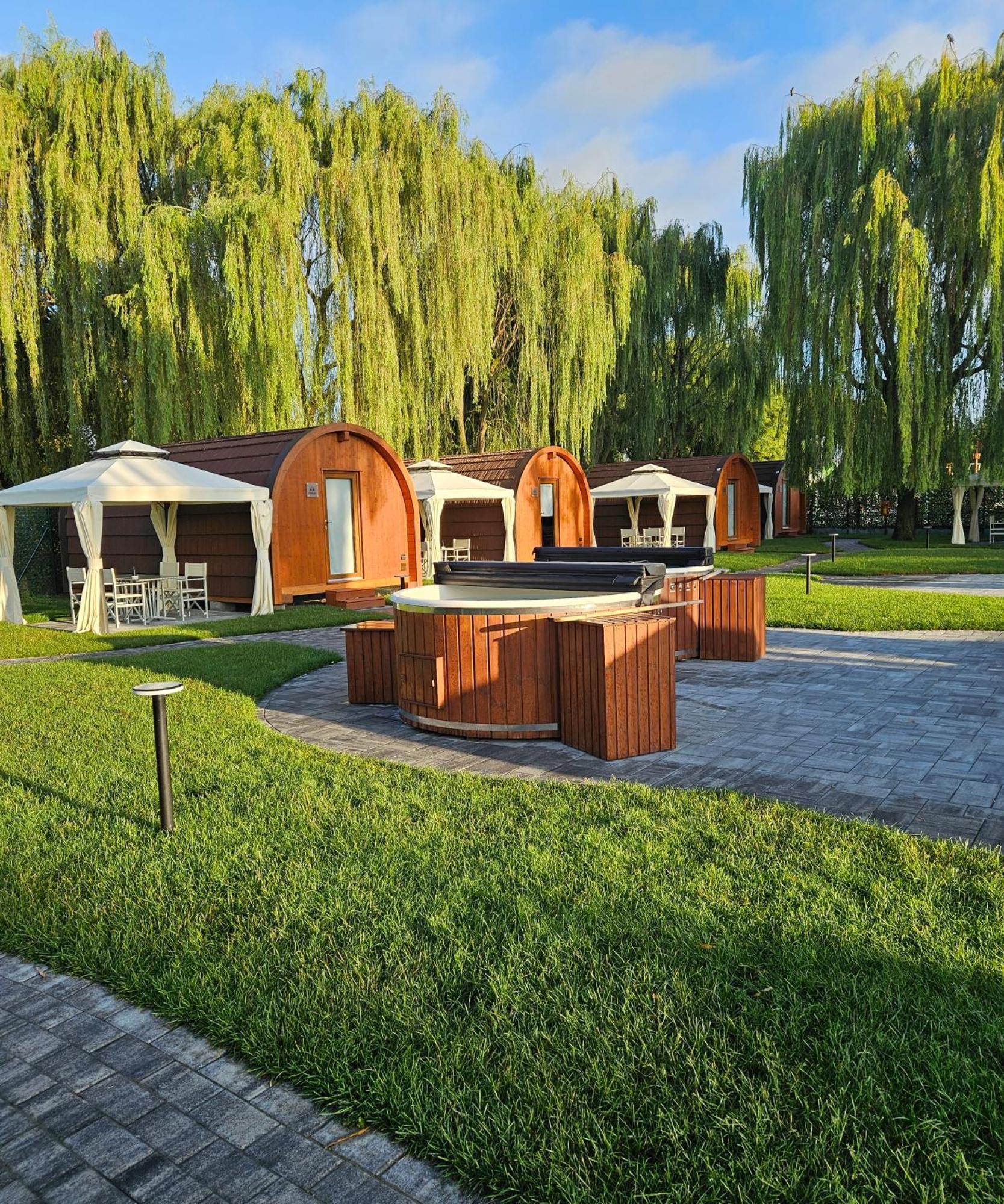 Vicolungo Glamour Lodge & Spa - Free Spa Hot Tub E Sauna Dış mekan fotoğraf