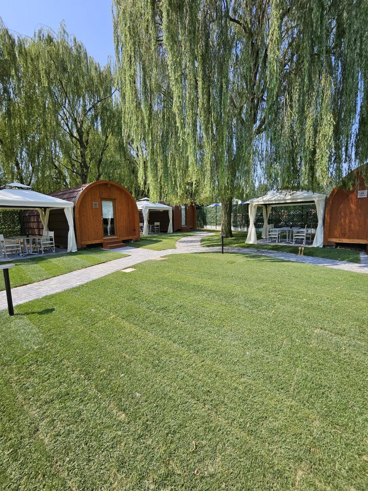 Vicolungo Glamour Lodge & Spa - Free Spa Hot Tub E Sauna Dış mekan fotoğraf