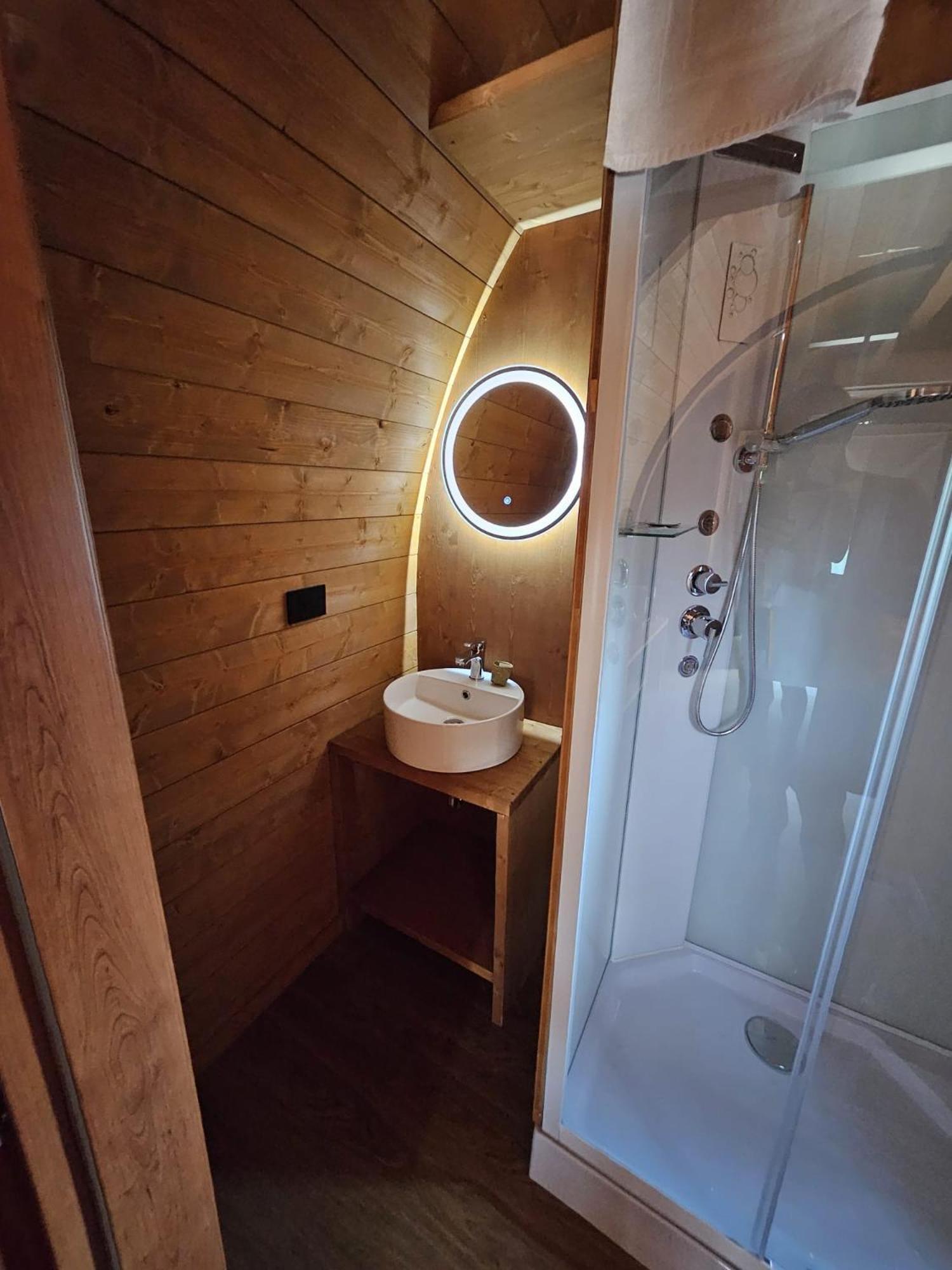 Vicolungo Glamour Lodge & Spa - Free Spa Hot Tub E Sauna Dış mekan fotoğraf