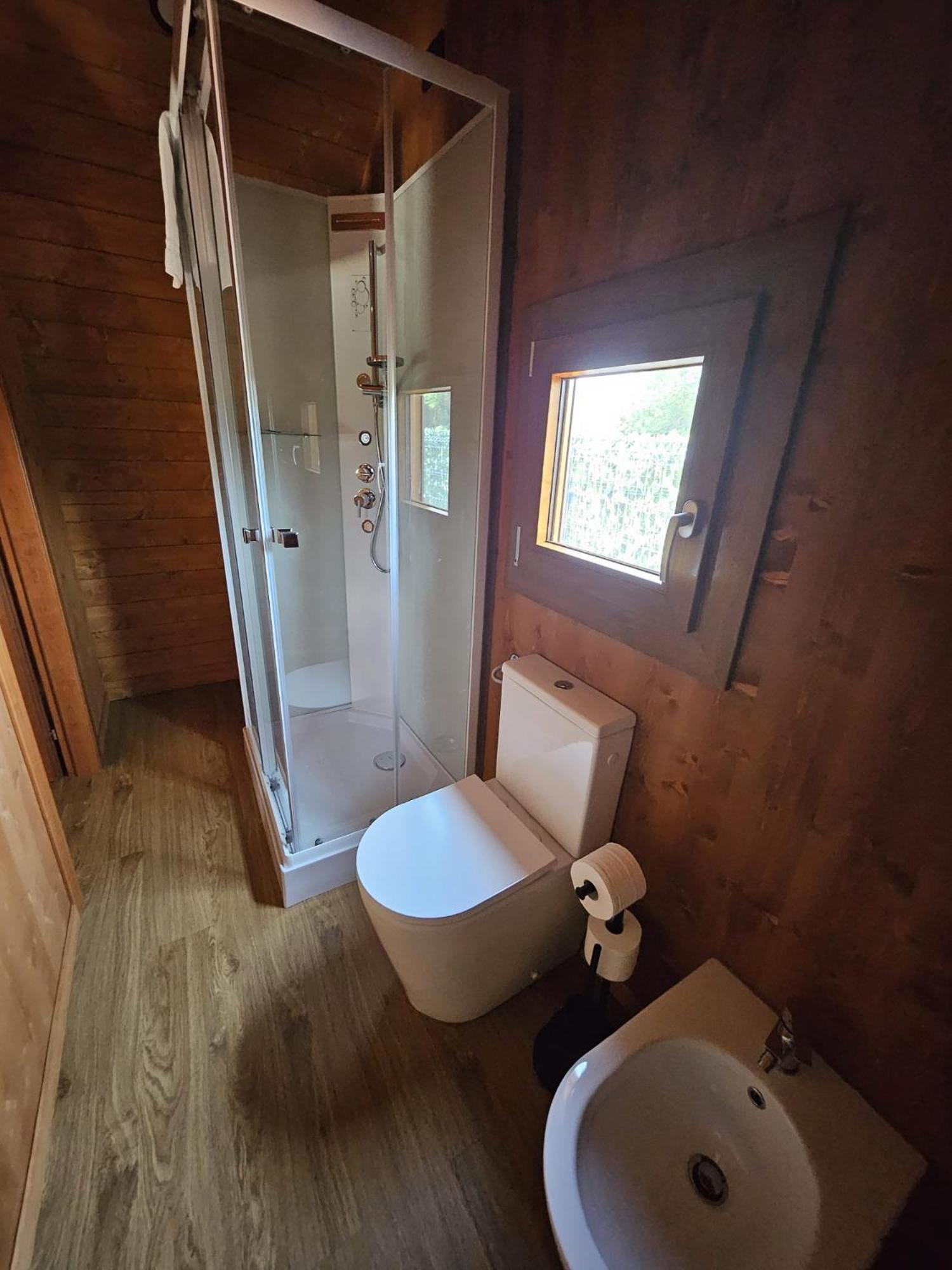 Vicolungo Glamour Lodge & Spa - Free Spa Hot Tub E Sauna Dış mekan fotoğraf