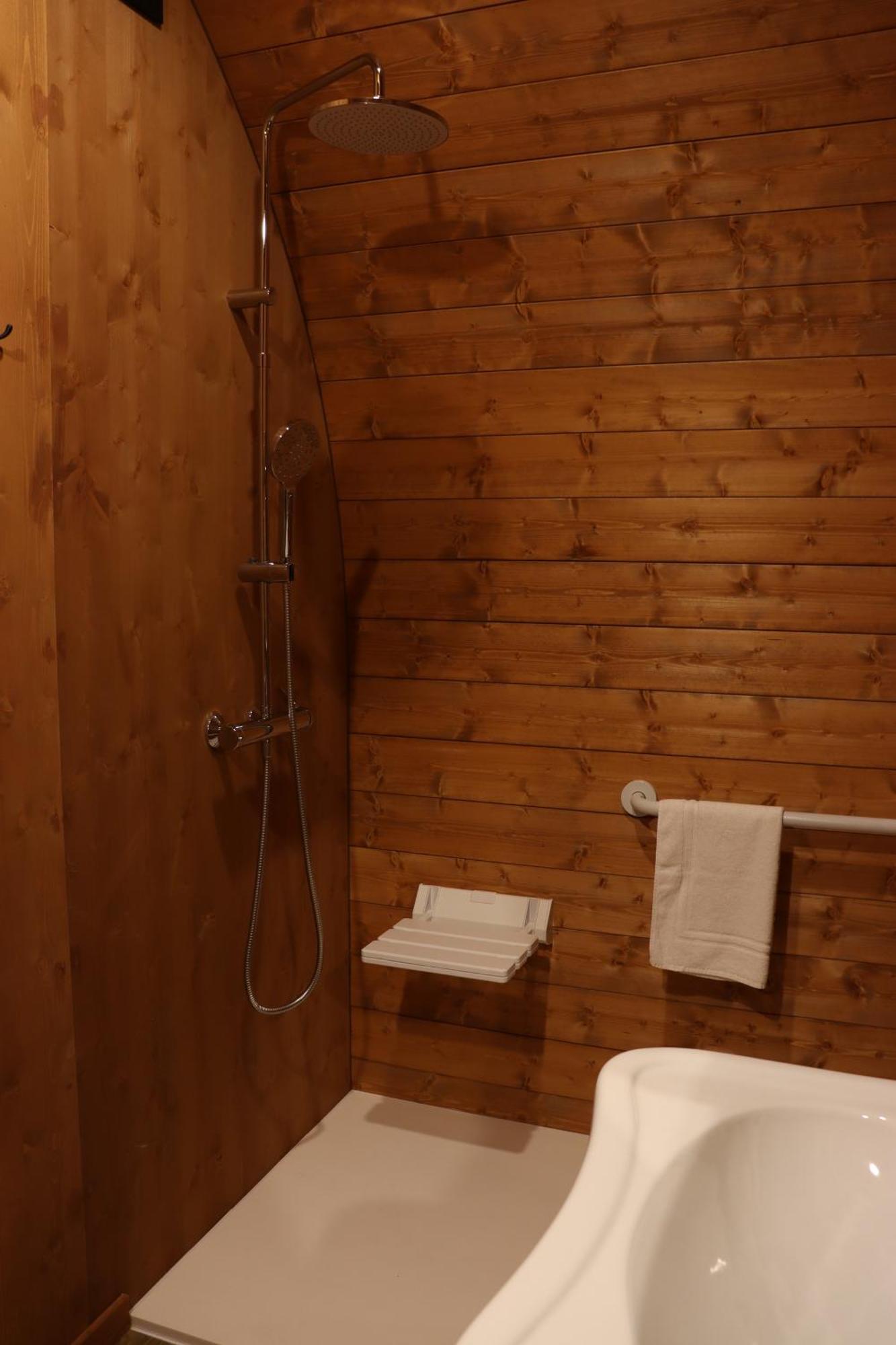 Vicolungo Glamour Lodge & Spa - Free Spa Hot Tub E Sauna Dış mekan fotoğraf